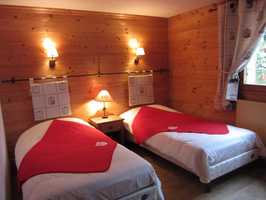 Appart 4 Pers 3 Etoiles Proximite Lac Et Remontees Courchevel Le Praz - Arrayanes Szoba fotó
