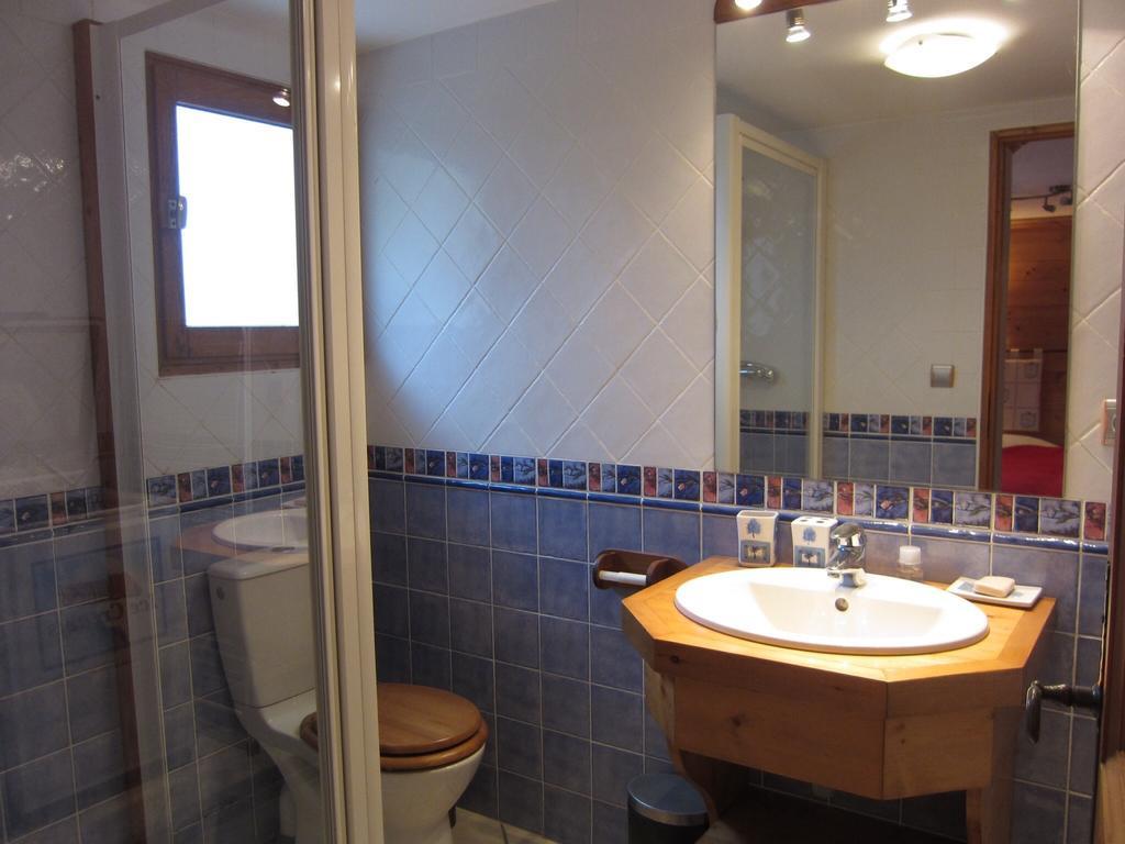 Appart 4 Pers 3 Etoiles Proximite Lac Et Remontees Courchevel Le Praz - Arrayanes Szoba fotó